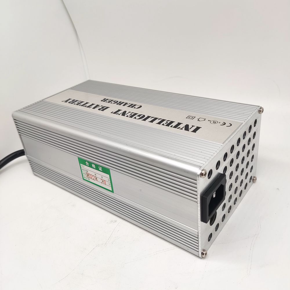 Cargador ajustable de 48V, 10A - Lifepo4 Charger 48V 20A reseña y precio